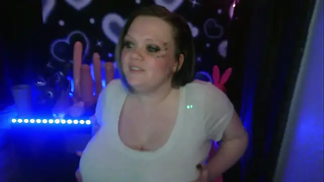 HoneyChambers online show from March 5, 2026, 11:43 pm