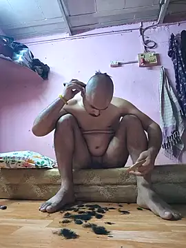 Vickyrajput009 online show from April 7, 2026, 12:29 pm