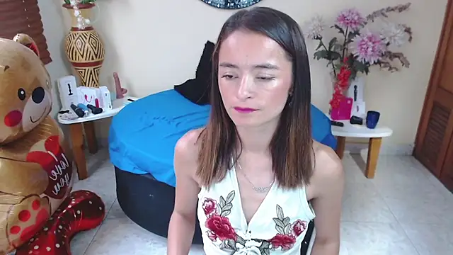 NicoleSantana online show from July 3, 2026, 8:59 pm