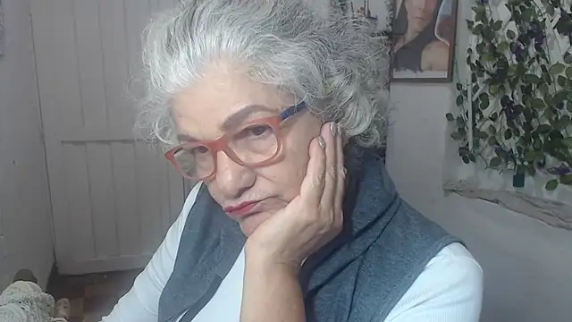 FunnyGrandma online show from October 15, 2025, 1:04 am