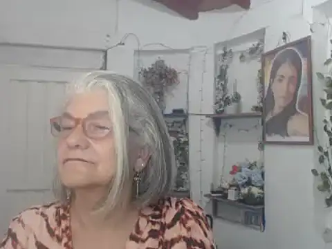 FunnyGrandma online show from September 13, 2025, 1:49 am