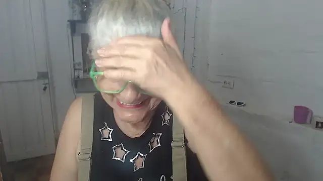 Snapshot of FunnyGrandma chatting on August 6, 2026, 2:06 am FunnyGrandma online show from August 6, 2026, 2:06 am