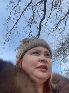 Snapshot of Model9798 chatting on February 2, 2026, 9:52 am Model9798 online show from February 2, 2026, 9:52 am