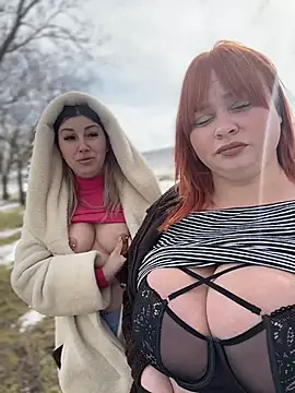 Snapshot of Model9798 chatting on February 23, 2026, 10:27 am Model9798 online show from February 23, 2026, 10:27 am