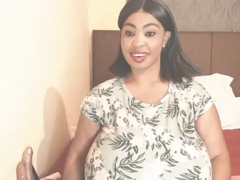 Snapshot of MissTits chatting on December 22, 2025, 1:50 am MissTits online show from December 22, 2025, 1:50 am