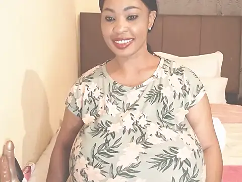 Snapshot of MissTits chatting on September 27, 2025, 9:48 am MissTits online show from September 27, 2025, 9:48 am