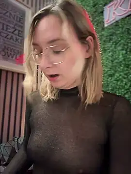 The Snowwhitee online show from March 8, 2025, 9:08 pm