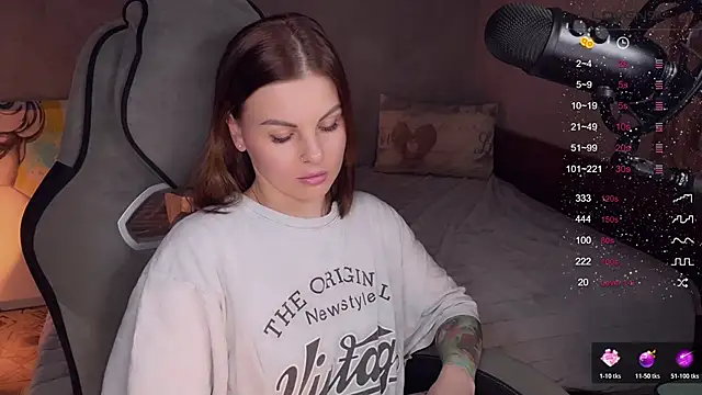 Your Sweet Lilu online show from December 19, 2025, 1:57 pm