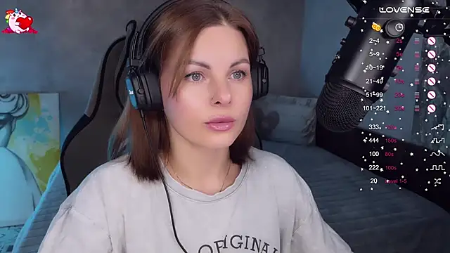 Snapshot of Your_Sweet_Lilu chatting on October 4, 2025, 10:39 am Your Sweet Lilu online show from October 4, 2025, 10:39 am