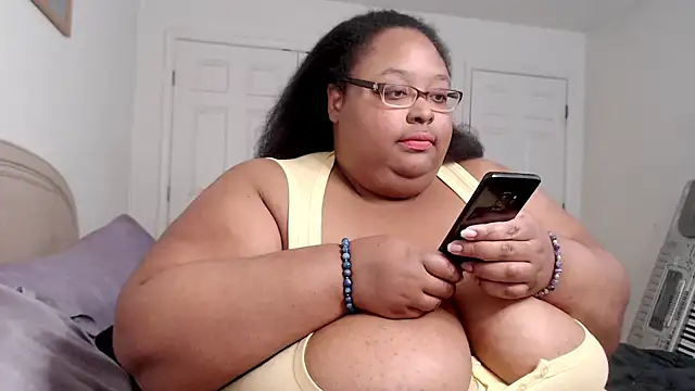 Loves Aura online show from January 20, 2025, 1:39 am