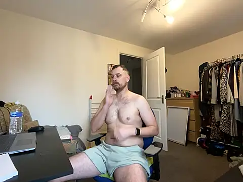 Snapshot of Kramer023 chatting on March 7, 2025, 10:35 am Kramer023 online show from March 7, 2025, 10:35 am