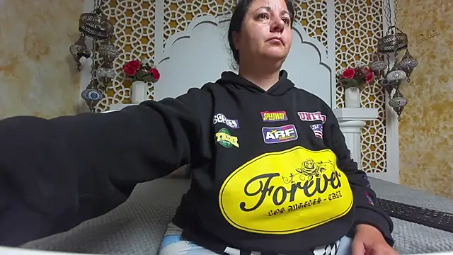 AleshaArabian online show from October 7, 2025, 3:07 am