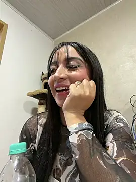 EmmyEvans1 online show from February 27, 2026, 7:35 pm