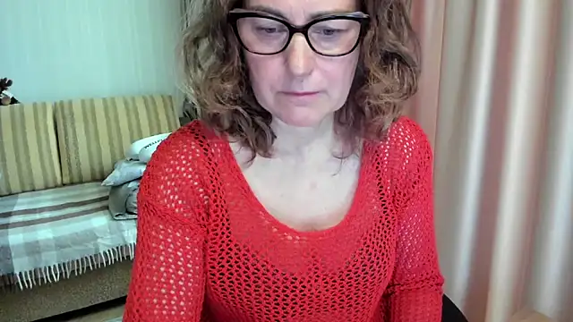 lauraoven online show from May 31, 2026, 7:47 am