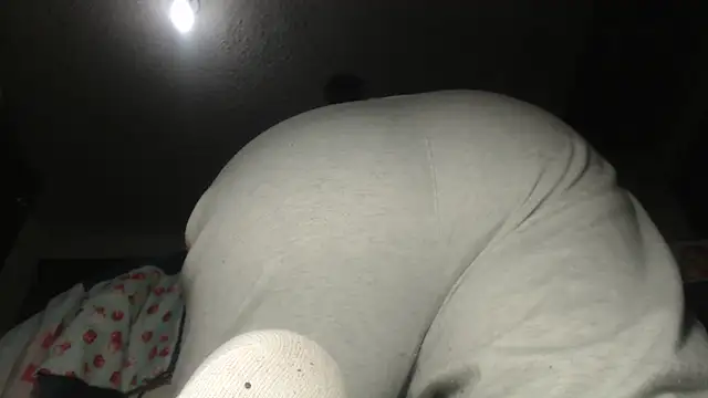 prettyangelsquirt online show from December 3, 2025, 11:36 pm