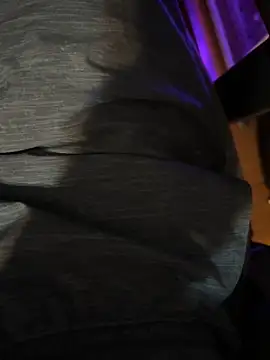 Snapshot of JohnnyBigShot chatting on March 8, 2025, 12:44 am JohnnyBigShot online show from March 8, 2025, 12:44 am