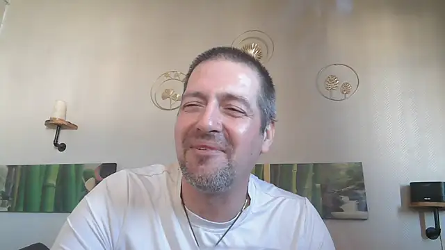 matrikes1 online show from March 2, 2025, 2:36 pm