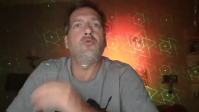 matrikes1 online show from October 6, 2025, 5:57 pm