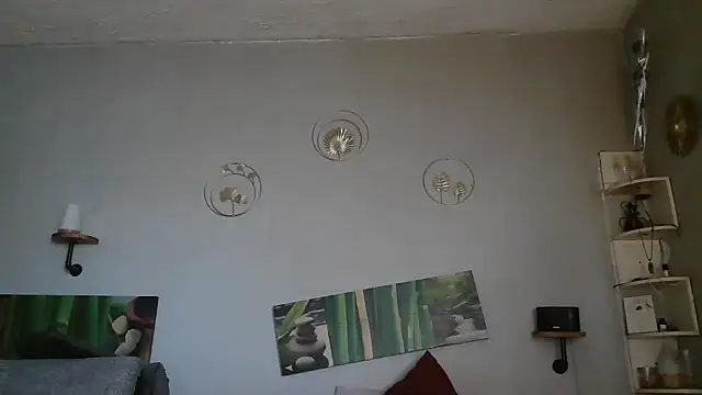 matrikes1 online show from September 9, 2025, 5:00 pm