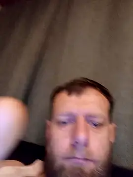 Kw8585kw online show from December 1, 2025, 5:52 am