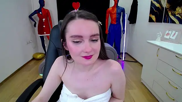 CloudGrace online show from March 9, 2025, 4:33 pm