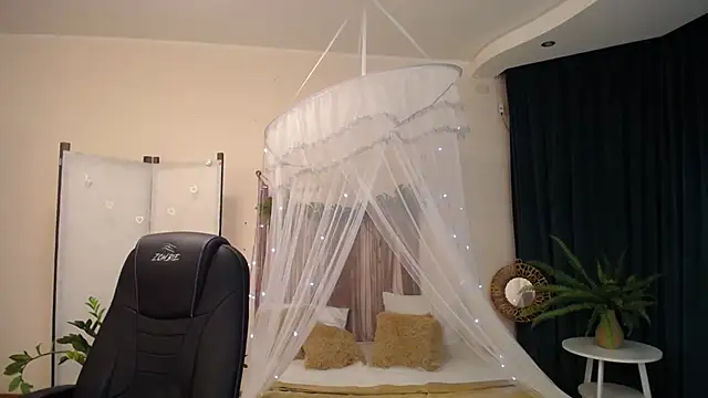 CloudGrace online show from March 17, 2025, 12:21 am