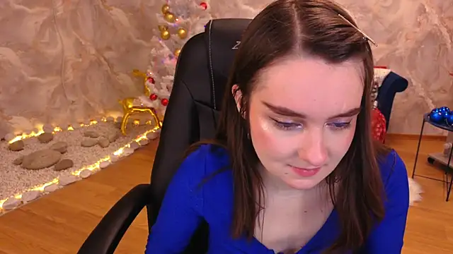 CloudGrace online show from December 23, 2025, 3:17 am