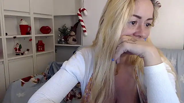 Snapshot of spell_of_love chatting on January 16, 2026, 12:36 am spell of love online show from January 16, 2026, 12:36 am