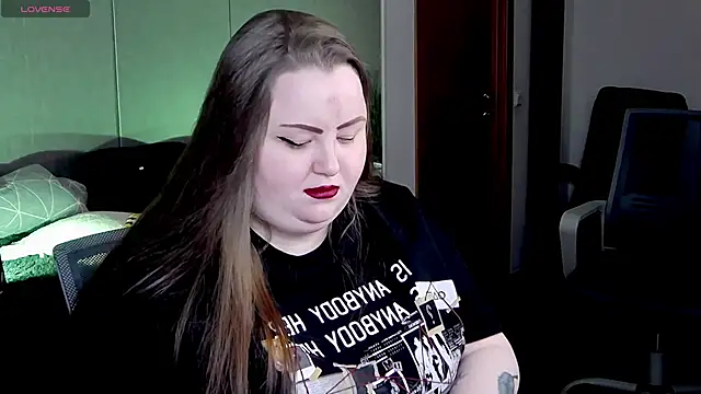 EMMA  CONNOR online show from March 18, 2025, 12:19 am