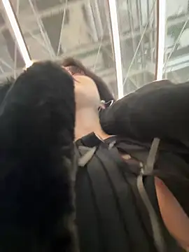 Snapshot of Wet__Bunny chatting on March 21, 2025, 9:45 am Wet Bunny online show from March 21, 2025, 9:45 am