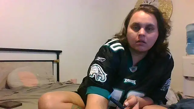 lyshaa online show from October 6, 2025, 6:14 am