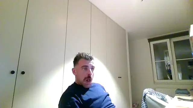 mrbigballs online show from September 25, 2025, 6:36 pm