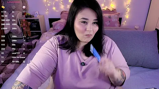 naughtykiss online show from February 21, 2026, 11:12 am