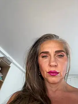 Snapshot of Alimela chatting on January 15, 2026, 10:40 am Alimela online show from January 15, 2026, 10:40 am