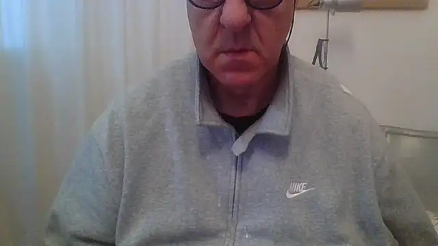 ANONIMO7735 online show from April 16, 2026, 5:08 am