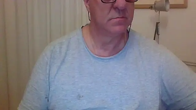 ANONIMO7735 online show from September 26, 2025, 4:58 pm