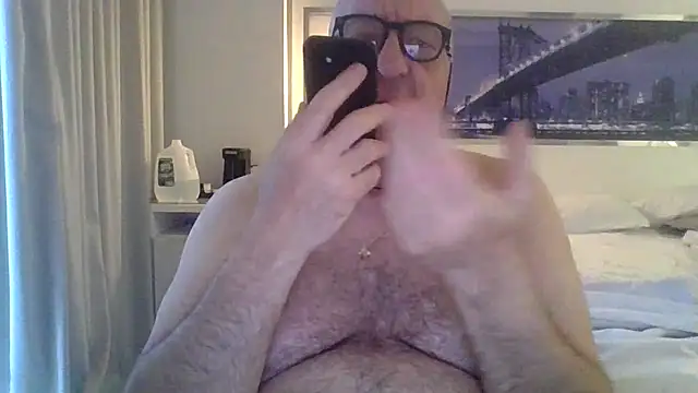 Snapshot of ANONIMO7735 chatting on April 25, 2026, 11:24 am ANONIMO7735 online show from April 25, 2026, 11:24 am