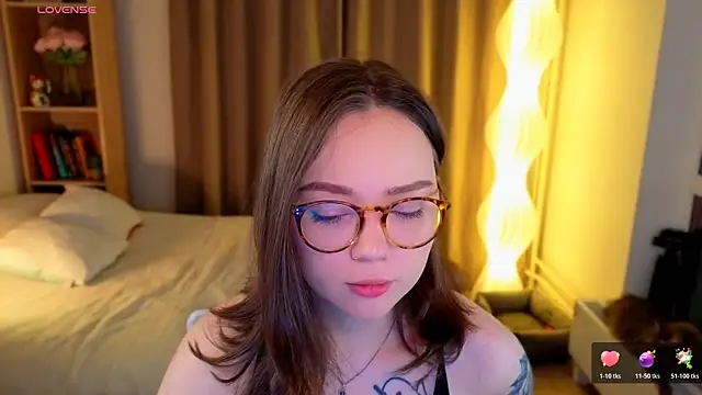 MilenaSaint online show from March 3, 2026, 3:46 am