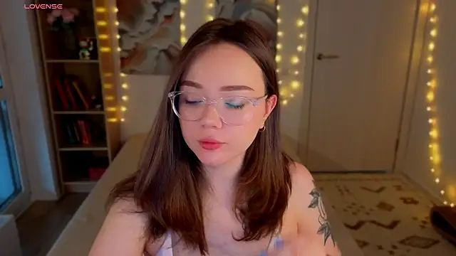 Snapshot of MilenaSaint chatting on June 30, 2026, 3:39 am MilenaSaint online show from June 30, 2026, 3:39 am