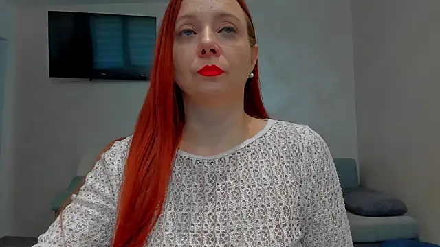 emilianna666 online show from April 15, 2026, 9:15 am