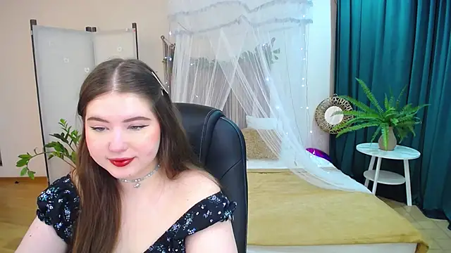 NicoleFoxery online show from March 18, 2025, 6:28 pm