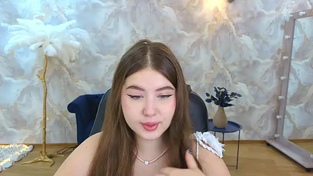 NicoleFoxery online show from September 9, 2025, 3:27 am