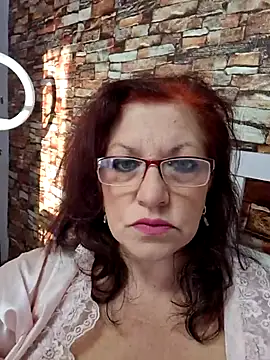 Hot Azaleea online show from October 5, 2025, 4:58 am