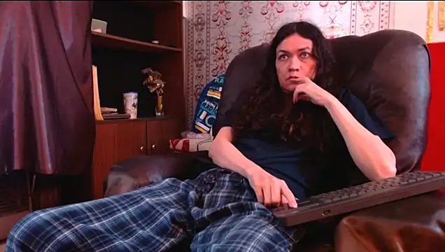 ShanyFerrati online show from January 10, 2025, 4:51 pm