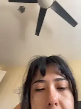 Evie-Luna online show from March 8, 2026, 6:22 pm