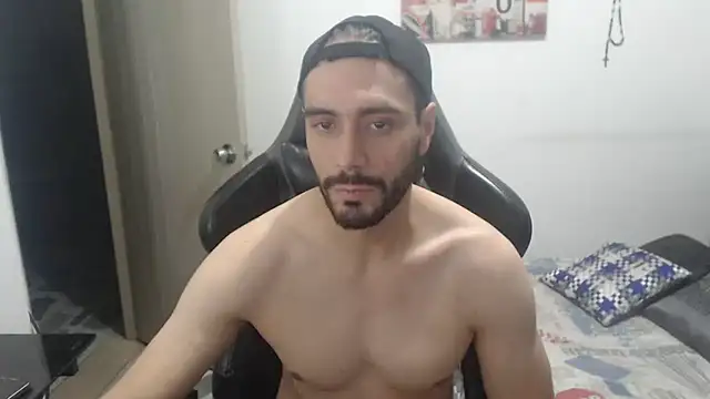 samuelgarcia  online show from October 25, 2025, 8:57 am