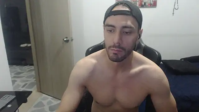 samuelgarcia  online show from December 22, 2025, 9:42 am