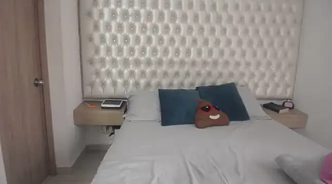 michell fun23 online show from March 17, 2025, 5:49 pm