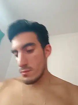 TommyMomentum online show from April 1, 2026, 10:28 pm