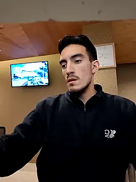 TommyMomentum online show from April 11, 2026, 3:47 am